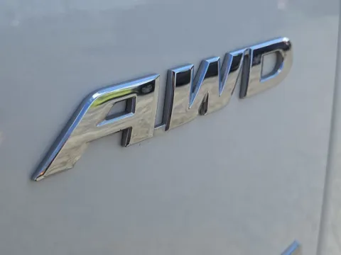 More photos of 2022 Honda CR-V Hybrid EX-L at SAVVY AUTO SALES LLC, OH