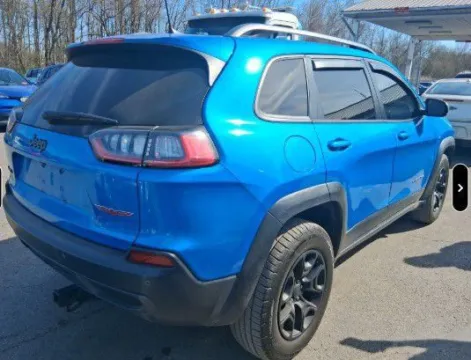 Another view of 2021 Jeep Cherokee Trailhawk for sale in Columbus, OH at SAVVY AUTO SALES LLC