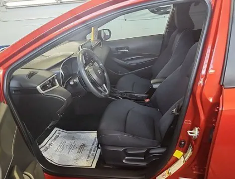 Photos of 2020 Toyota Corolla Hatchback SE for sale in Columbus, OH at SAVVY AUTO SALES LLC