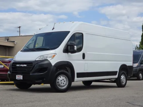 White 2023 Ram ProMaster 2500 High Roof for sale in Columbus, OH