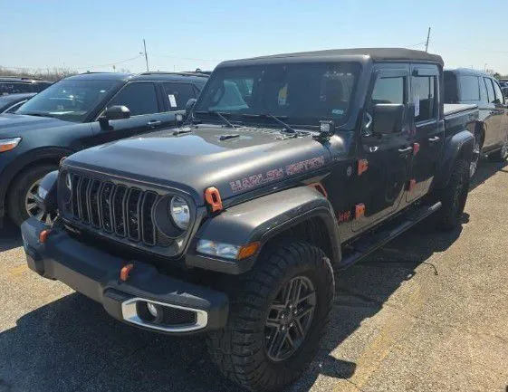 2024 Jeep Gladiator Sport S's photo