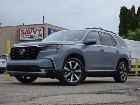 Gray 2024 Honda Pilot Elite for sale in Columbus, OH