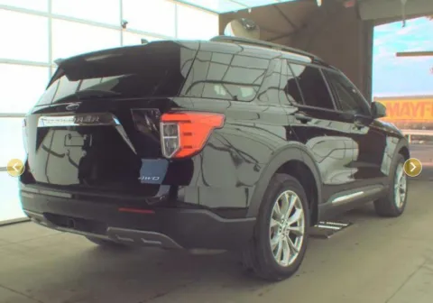 Another view of 2023 Ford Explorer XLT for sale in Columbus, OH at SAVVY AUTO SALES LLC