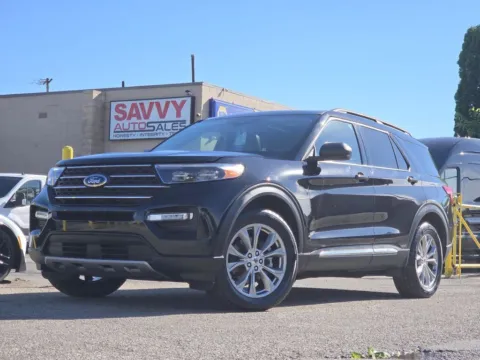 Photos of 2023 Ford Explorer XLT for sale in Columbus, OH at SAVVY AUTO SALES LLC