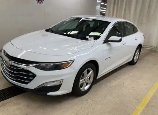 White 2024 Chevrolet Malibu LT for sale in Columbus, OH