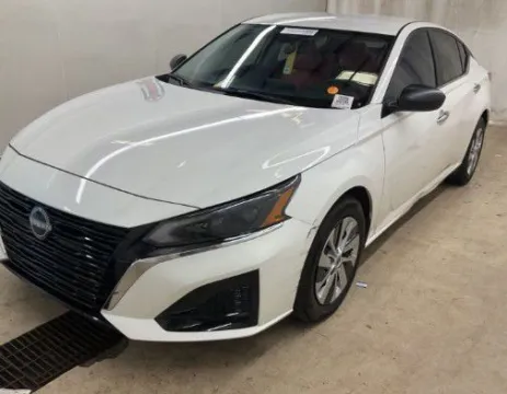 White 2025 Nissan Altima 2.5 S for sale in Columbus, OH