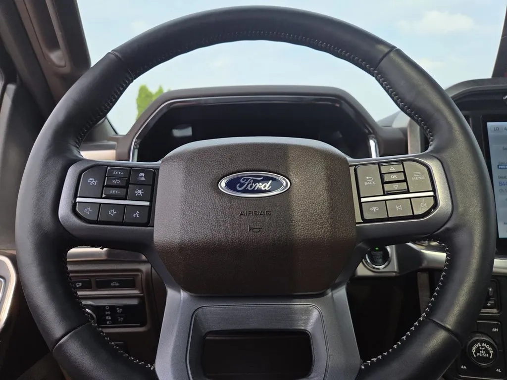 Ford F-150 photo 25