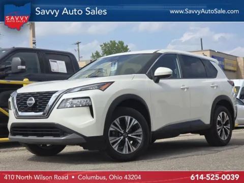 White 2023 Nissan Rogue SV for sale in Columbus, OH