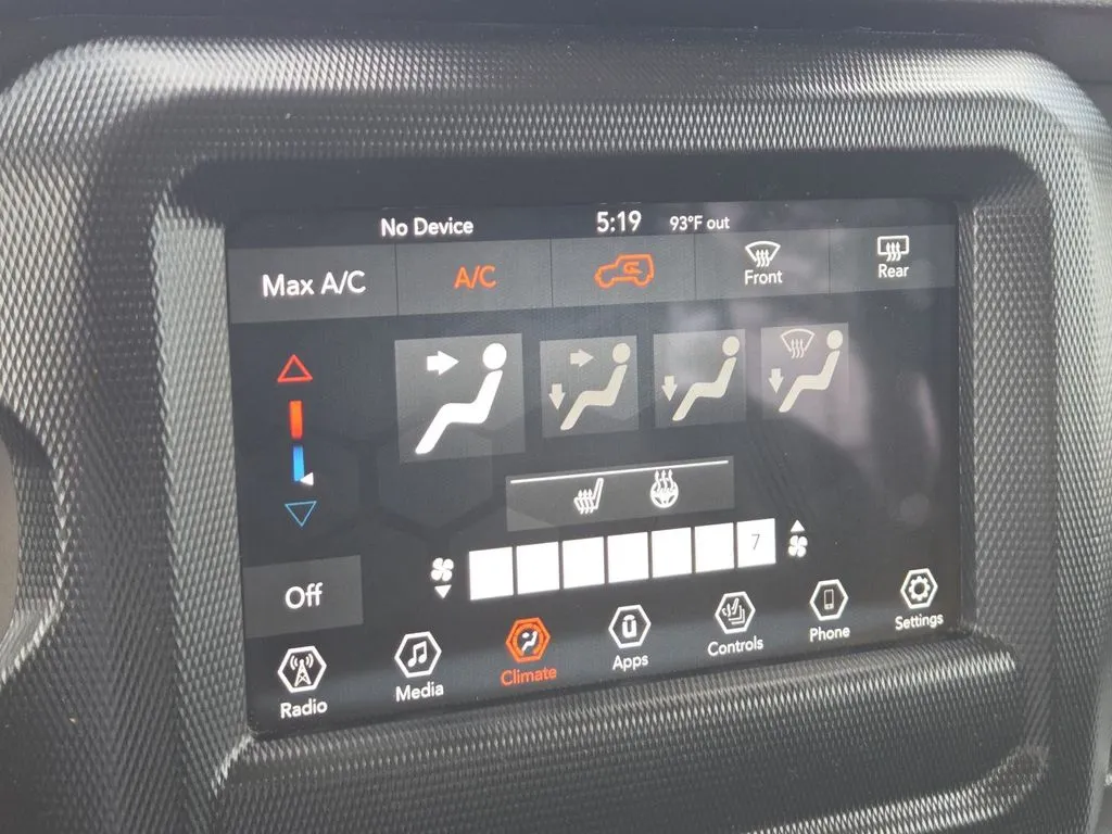 2022 Jeep Wrangler Unlimited High Tide - Photo 26