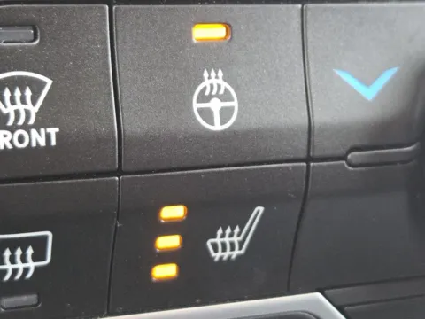 More photos of 2022 Jeep Wrangler Unlimited High Tide at SAVVY AUTO SALES LLC, OH