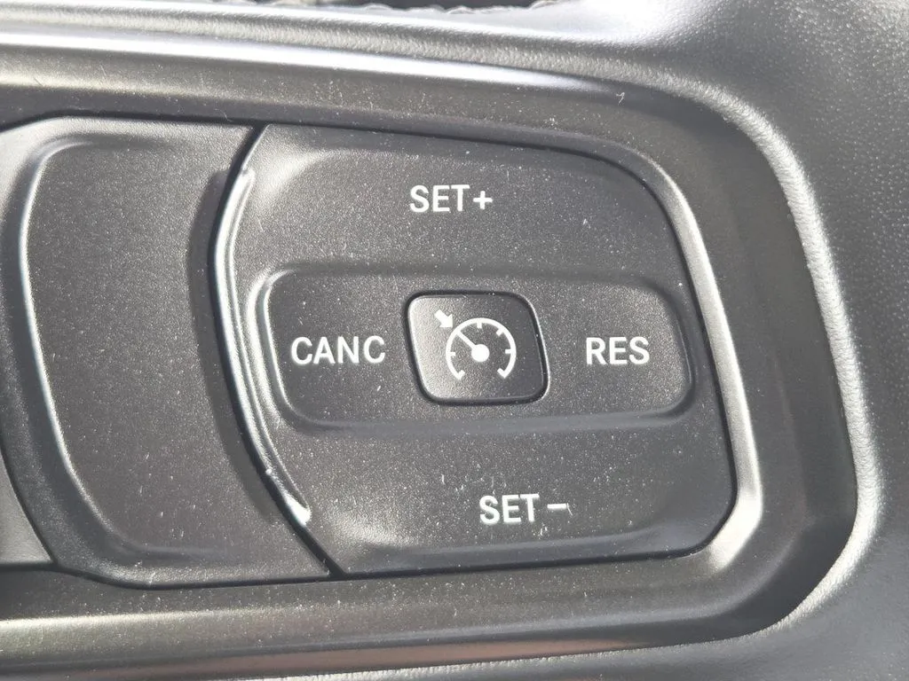 2022 Jeep Wrangler Unlimited High Tide - Photo 6