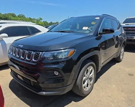 Black 2025 Jeep Compass Latitude for sale in Columbus, OH