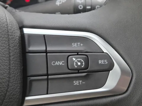 More photos of 2025 Jeep Compass Latitude at SAVVY AUTO SALES LLC, OH