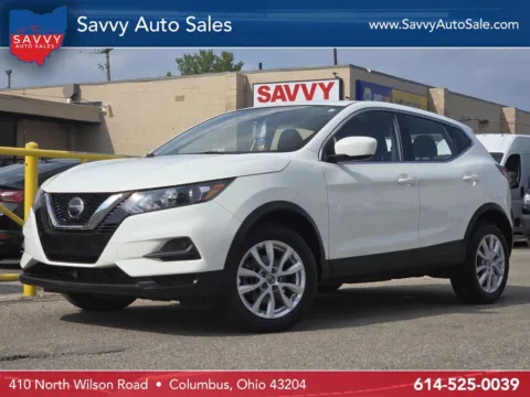 White 2022 Nissan Rogue Sport S for sale in Columbus, OH