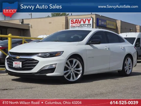 White 2022 Chevrolet Malibu LT for sale in Columbus, OH