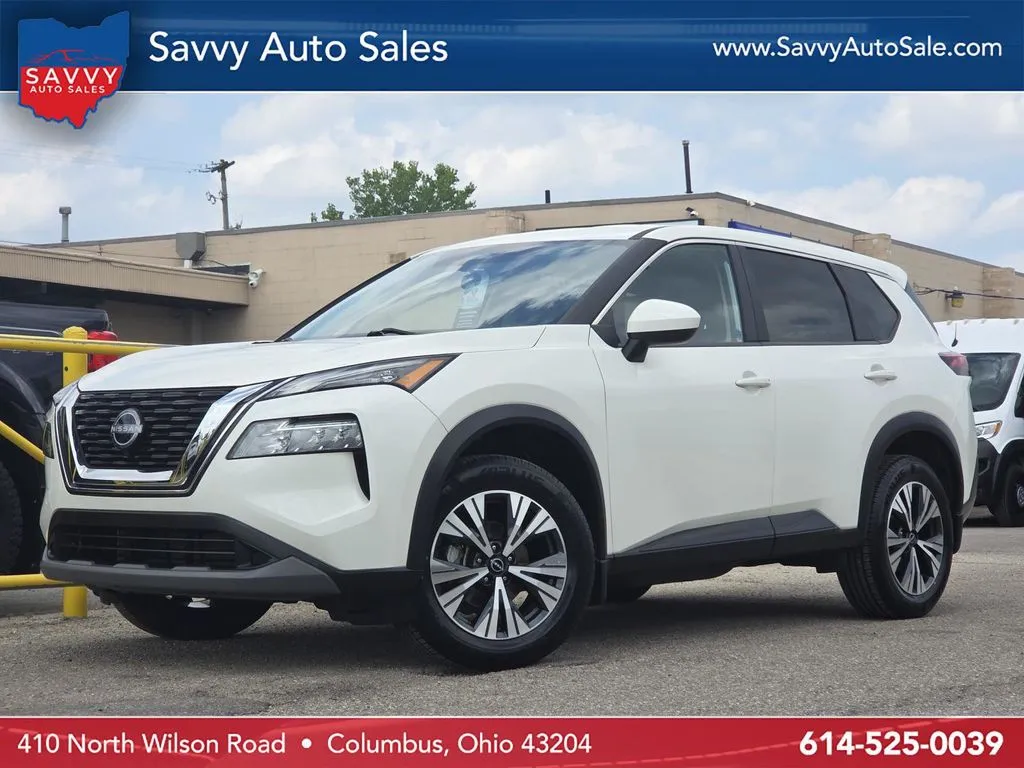White 2023 Nissan Rogue SV for sale in Columbus, OH