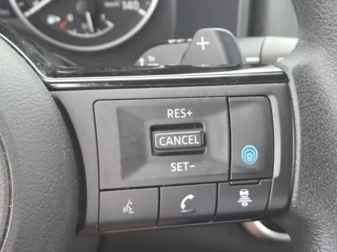 More photos of 2023 Nissan Rogue SV at SAVVY AUTO SALES LLC, OH