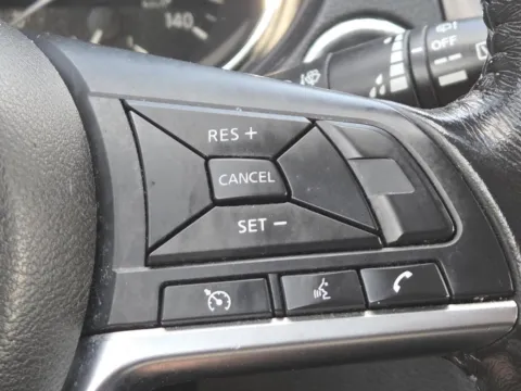 More photos of 2020 Nissan Rogue SV at SAVVY AUTO SALES LLC, OH