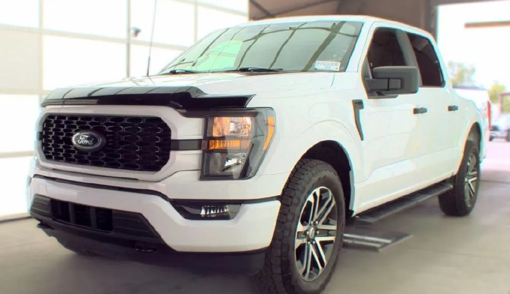 White 2023 Ford F-150 XL for sale in Columbus, OH
