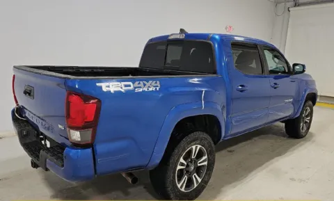 Another view of 2018 Toyota Tacoma TRD Sport for sale in Columbus, OH at SAVVY AUTO SALES LLC