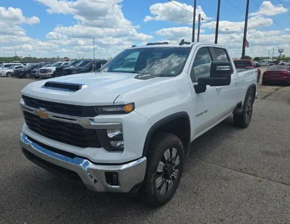 White 2024 Chevrolet Silverado 3500 HD LT for sale in Columbus, OH