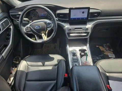 Photos of 2022 Ford Explorer XLT for sale in Columbus, OH at SAVVY AUTO SALES LLC