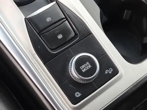 More photos of 2022 Ford Explorer XLT at SAVVY AUTO SALES LLC, OH