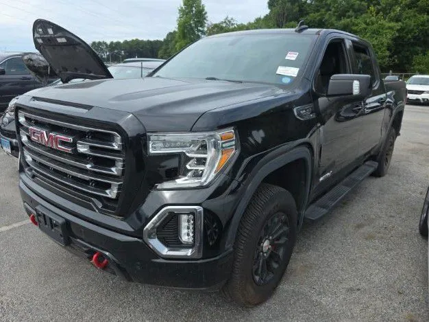 Black 2020 GMC Sierra 1500 AT4 for sale in Columbus, OH