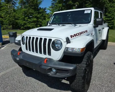 White 2022 Jeep Gladiator Mojave for sale in Columbus, OH