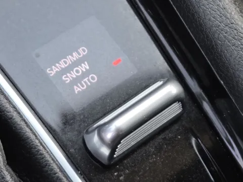More photos of 2023 Jeep Compass Limited at SAVVY AUTO SALES LLC, OH