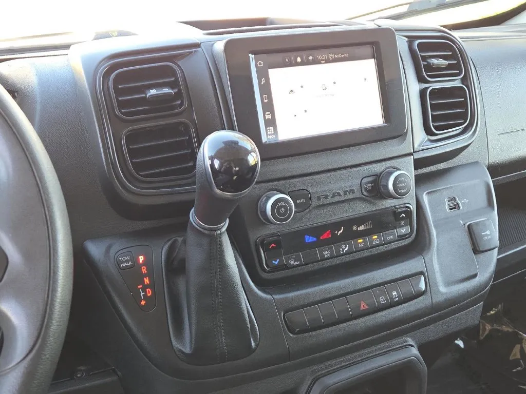 Ram ProMaster 2500 photo 24
