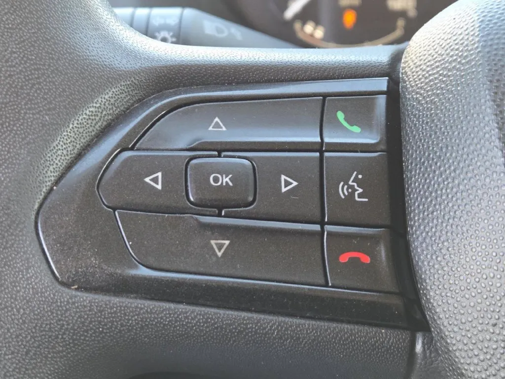 Ram ProMaster 2500 photo 28