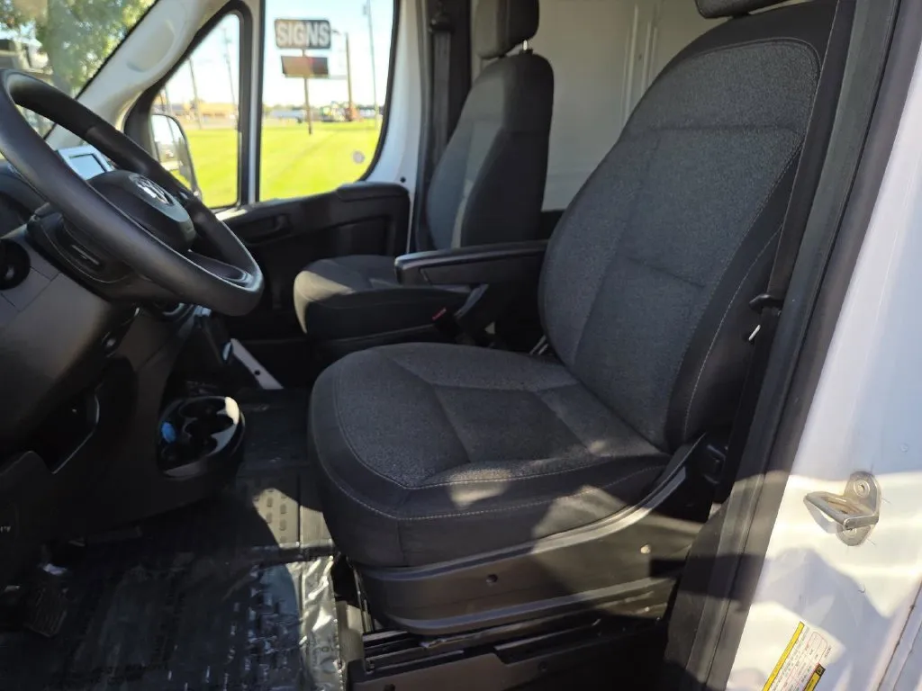 Ram ProMaster 2500 photo 20
