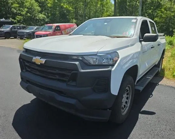 White 2023 Chevrolet Colorado Work Truck for sale in Columbus, OH