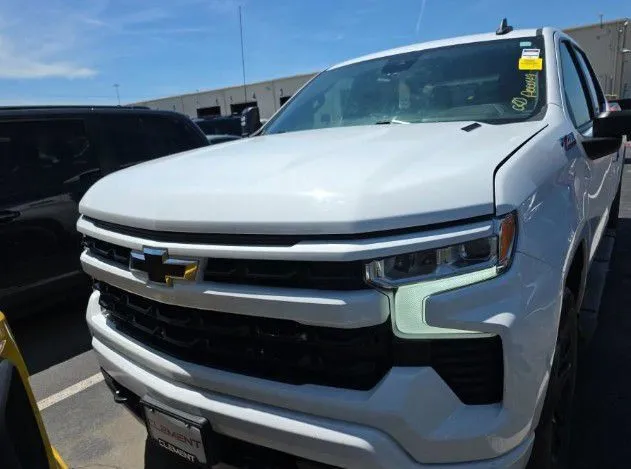 White 2023 Chevrolet Silverado 1500 RST for sale in Columbus, OH
