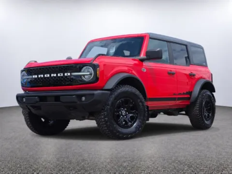 Red 2022 Ford Bronco Wildtrak for sale in Columbus, OH