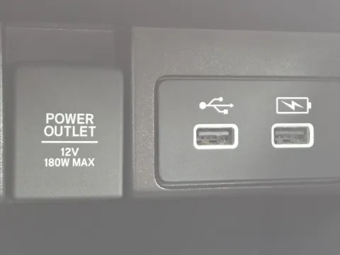 More photos of 2022 Honda Accord Hybrid Touring at SAVVY AUTO SALES LLC, OH