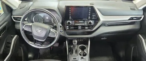 Photos of 2021 Toyota Highlander LE for sale in Columbus, OH at SAVVY AUTO SALES LLC