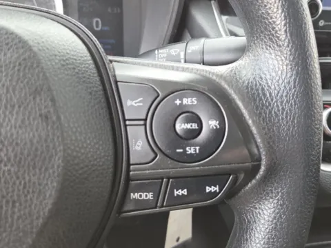 More photos of 2021 Toyota Corolla LE at SAVVY AUTO SALES LLC, OH