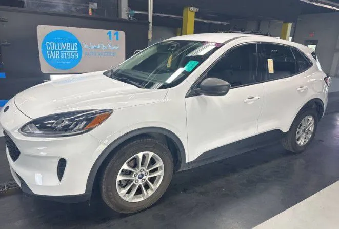 White 2022 Ford Escape SE for sale in Columbus, OH