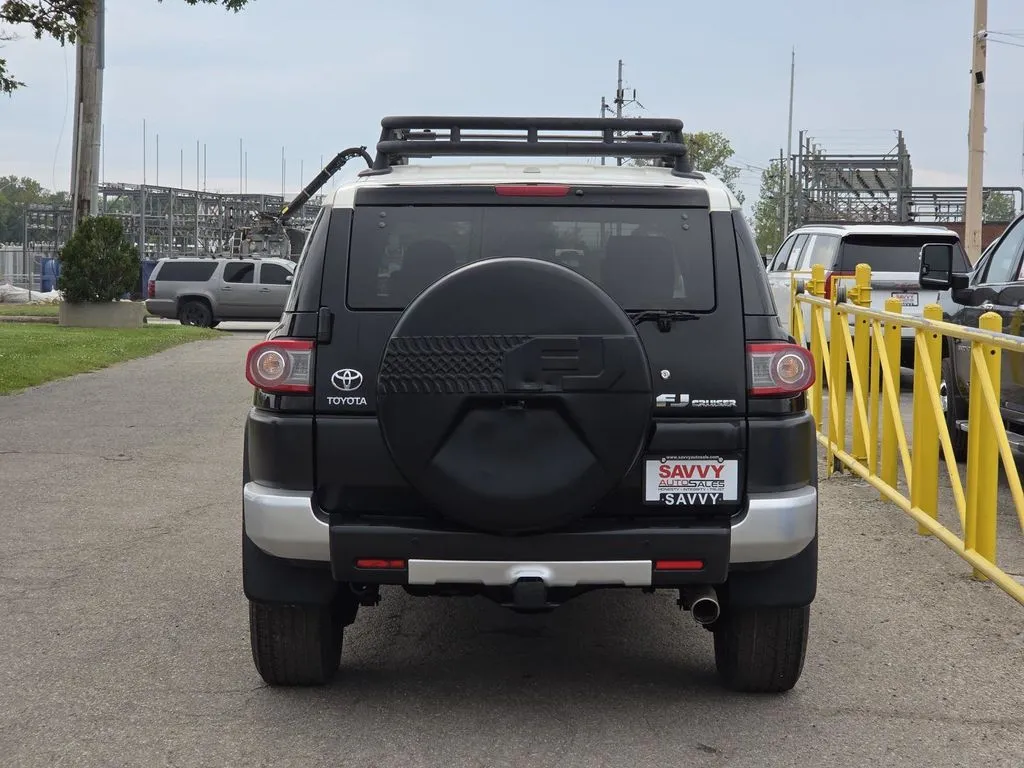 Toyota FJ Cruiser photo 13