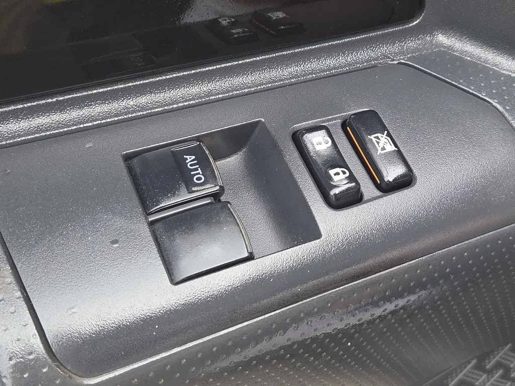 Toyota FJ Cruiser photo 21