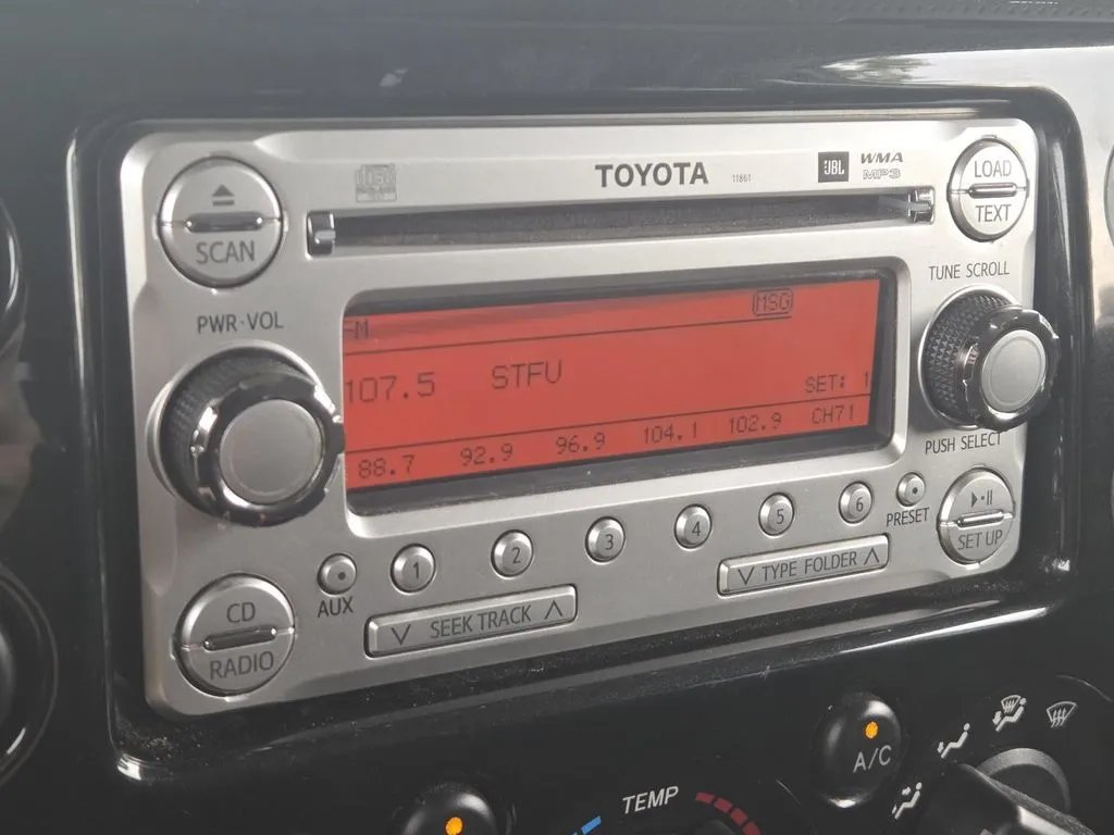 Toyota FJ Cruiser photo 25