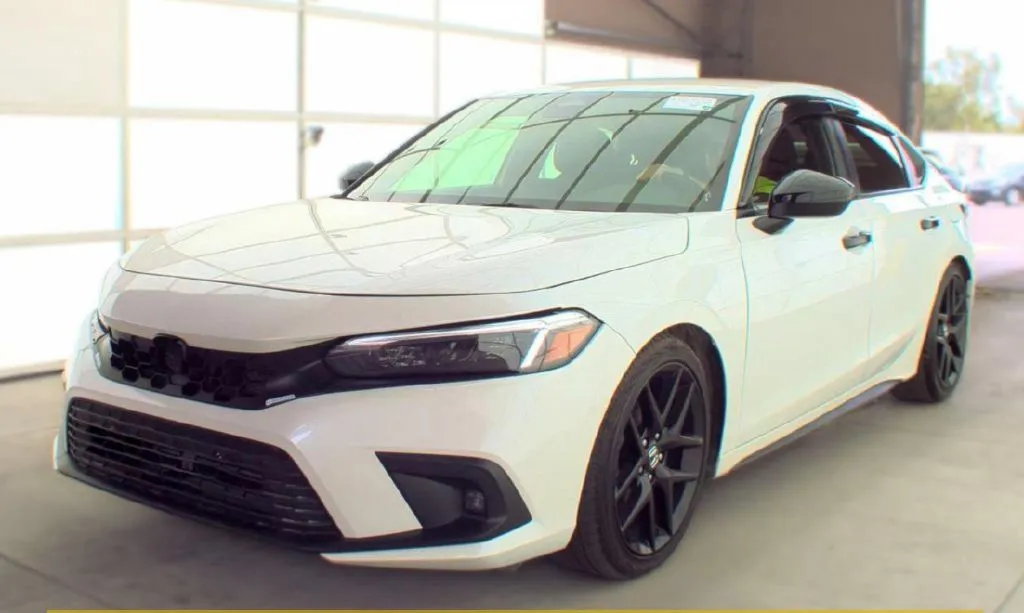 White 2023 Honda Civic Sport for sale in Columbus, OH