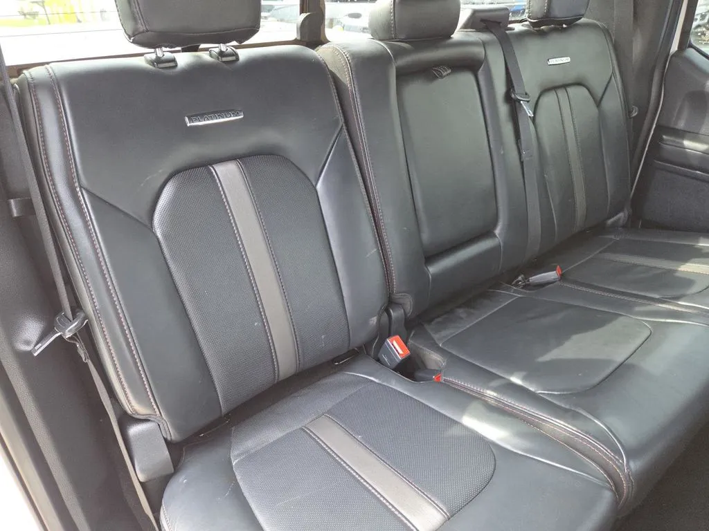 2022 Ford F-250 Super Duty Platinum - Photo 20