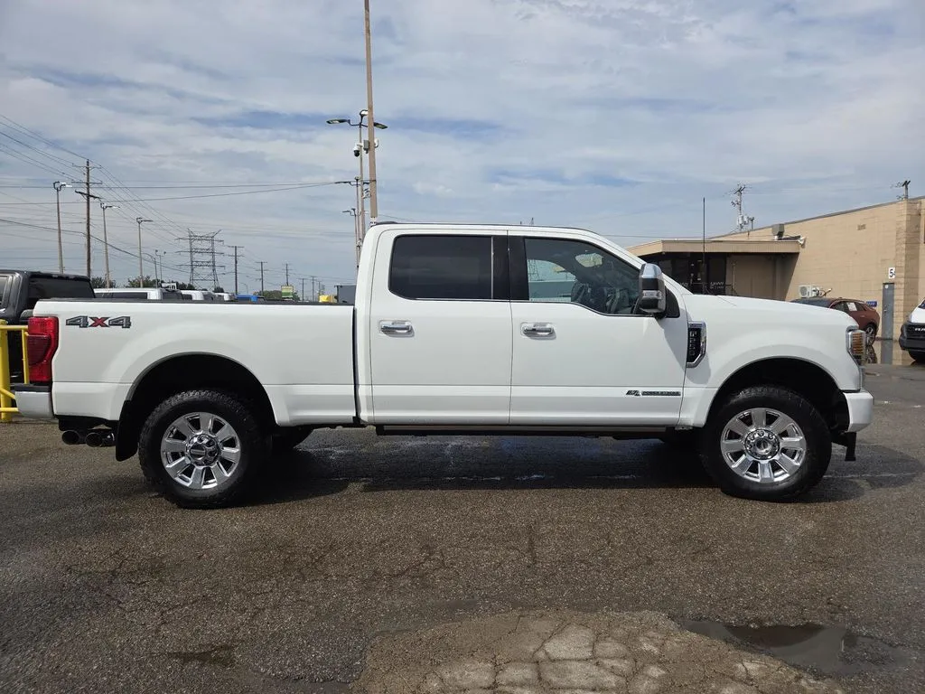 2022 Ford F-250 Super Duty Platinum - Photo 17