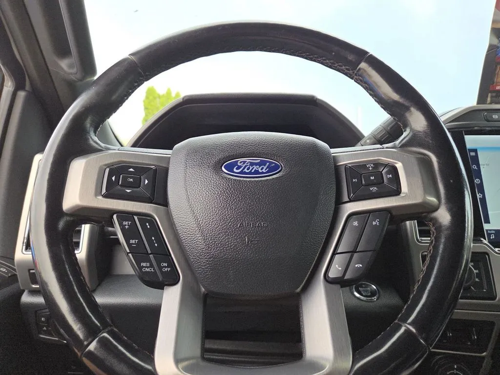 2022 Ford F-250 Super Duty Platinum - Photo 25