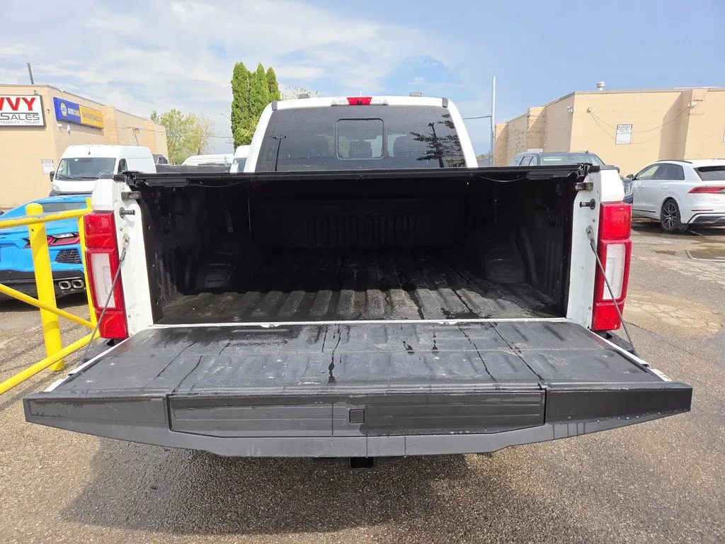 2022 Ford F-250 Super Duty Platinum - Photo 18