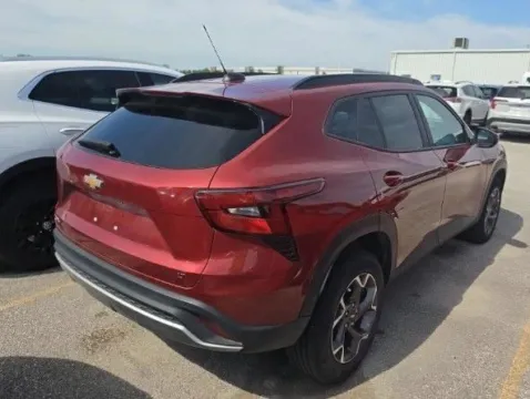 Another view of 2025 Chevrolet Trax LT for sale in Columbus, OH at SAVVY AUTO SALES LLC