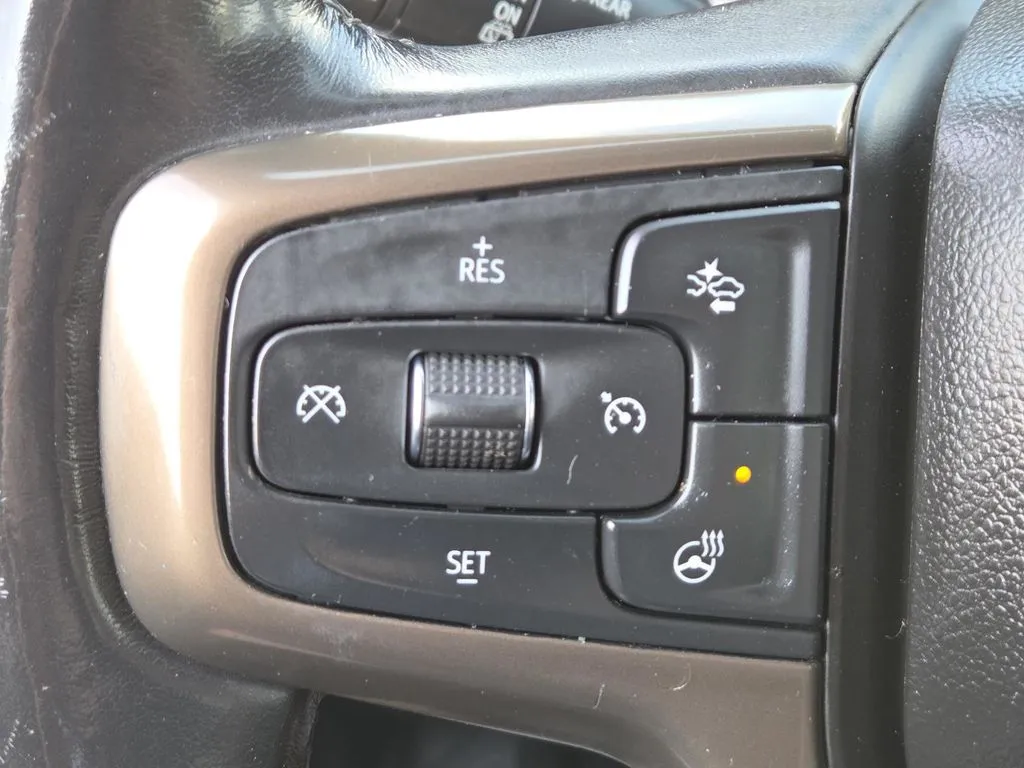 Chevrolet Tahoe photo 8